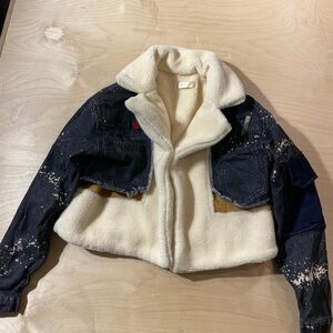 Two Twins Style Cropped Jacket Size Small (A)